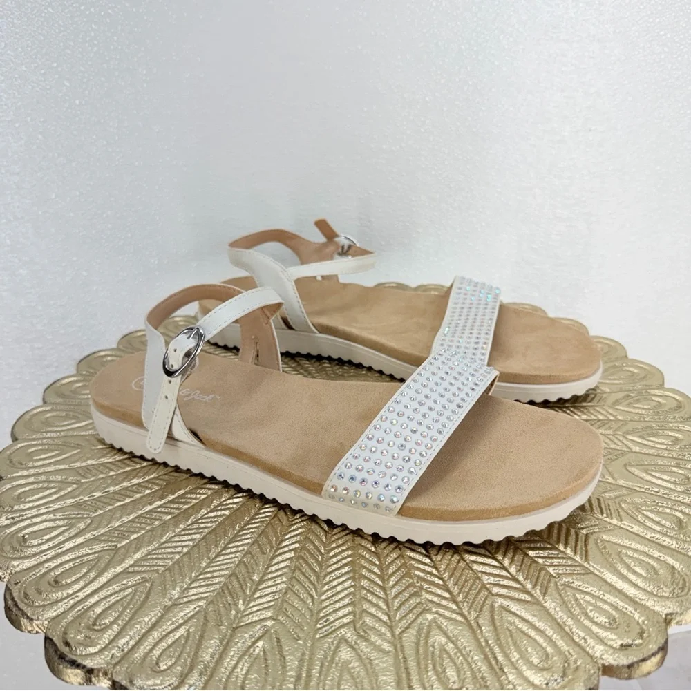 Cat‎ & Jack White Rhinestone Sandals Girls Size 5 Ankle Strap NWOT